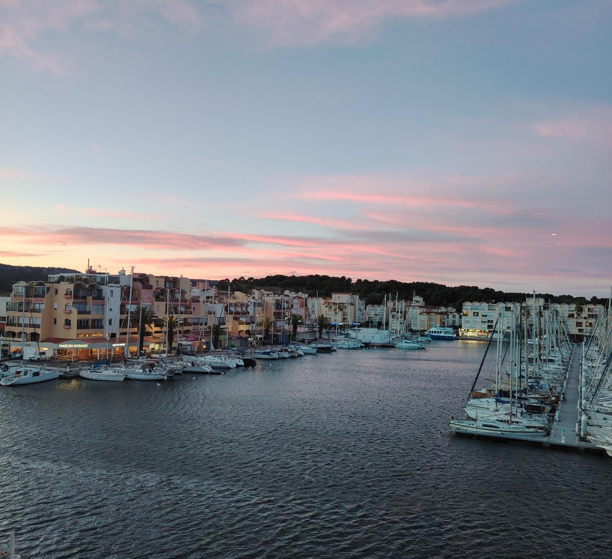 Port Panoramique Leilighet Gruissan Eksteriør bilde